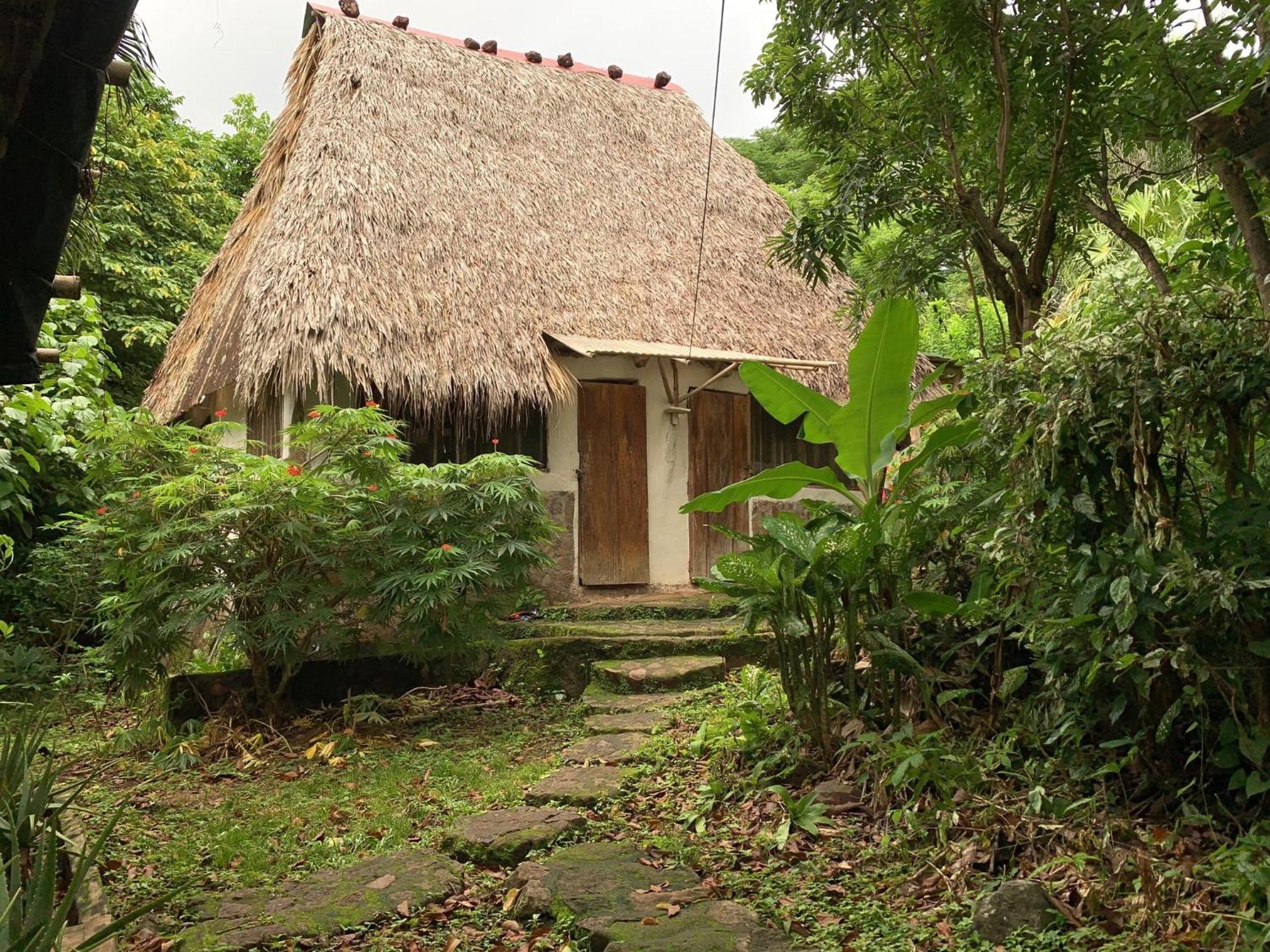 El Zopilote Hostel Balgue Exterior photo